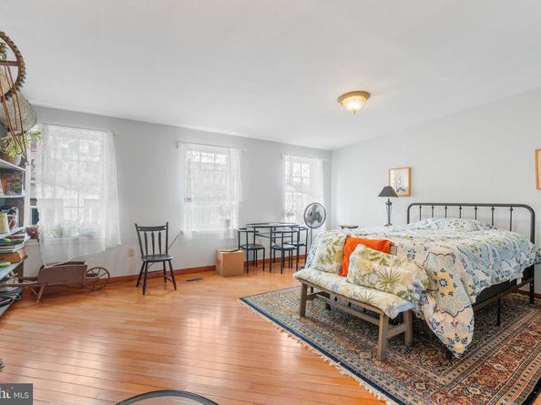 105 S 2nd Street, Philadelphia PA 19106