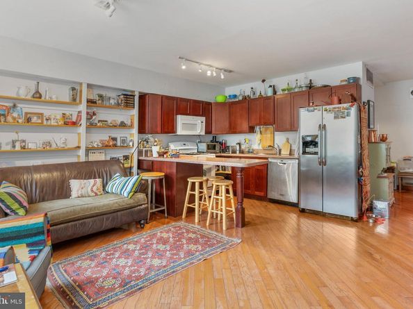 105 S 2nd Street, Philadelphia PA 19106