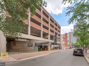 105 S 2nd Street, Philadelphia PA 19106