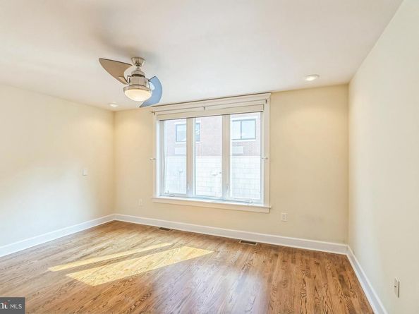 3811 Lauriston Street, Philadelphia PA 19128