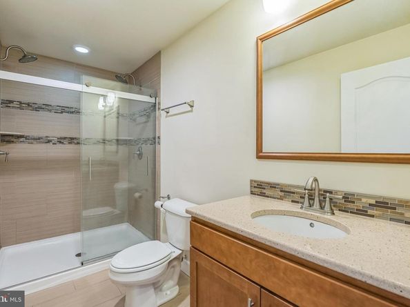 3811 Lauriston Street, Philadelphia PA 19128