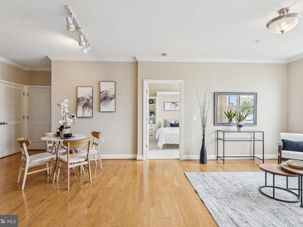 1391 Pennsylvania Avenue SE 403, Washington DC 20003