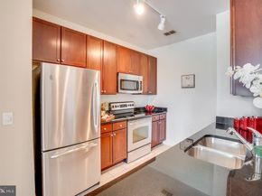 1391 Pennsylvania Avenue SE 403, Washington DC 20003