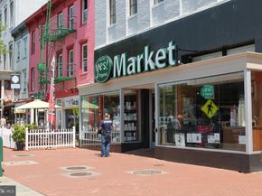 1391 Pennsylvania Avenue SE 403, Washington DC 20003