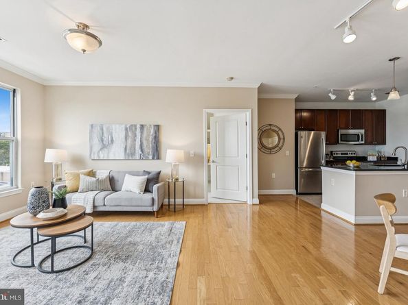 1391 Pennsylvania Avenue SE 403, Washington DC 20003