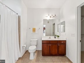 1391 Pennsylvania Avenue SE 403, Washington DC 20003