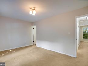 2540 S Walter Reed Drive 4, Arlington VA 22206