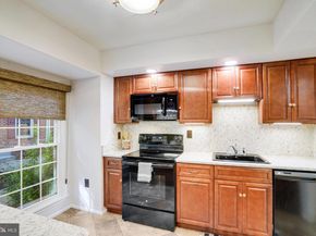 2540 S Walter Reed Drive 4, Arlington VA 22206