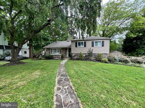 328 W Conestoga Road, Devon PA 19333