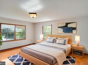2052 Arch Drive, Falls Church VA 22043