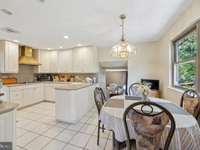 379 Glen Meadow Road, Richboro PA 18954