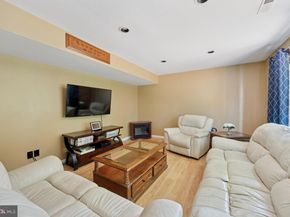 379 Glen Meadow Road, Richboro PA 18954