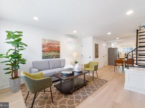 914 Winton Street, Philadelphia PA 19148