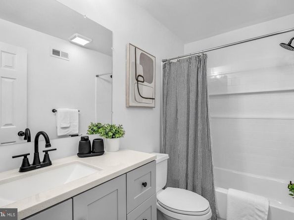 705 S 20TH Street A, Philadelphia PA 19146