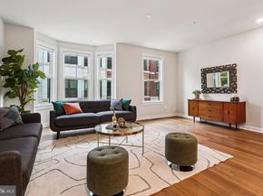 205 Market Square NW 15, Vienna VA 22180
