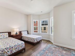 205 Market Square NW 15, Vienna VA 22180