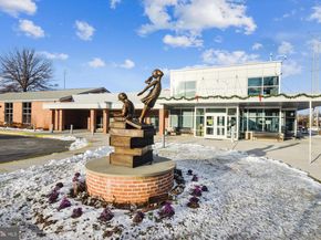205 Market Square NW 15, Vienna VA 22180