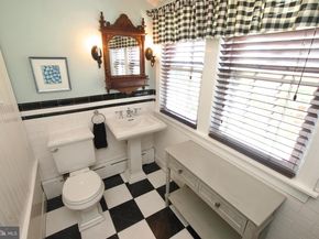 100 Overhill Avenue, Philadelphia PA 19116