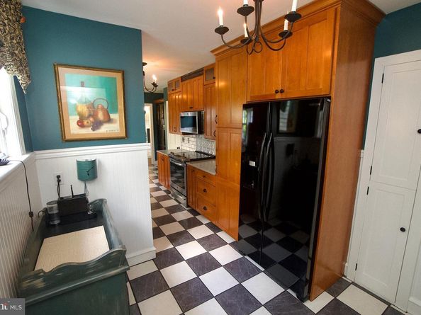 100 Overhill Avenue, Philadelphia PA 19116