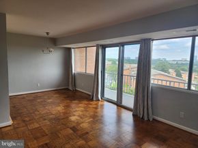 431 N Armistead Street 502, Alexandria VA 22312