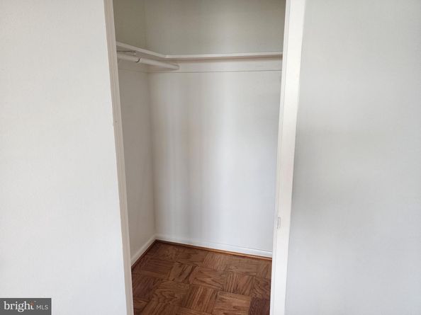 431 N Armistead Street 502, Alexandria VA 22312