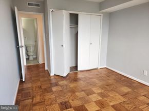 431 N Armistead Street 502, Alexandria VA 22312
