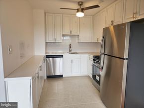 431 N Armistead Street 502, Alexandria VA 22312
