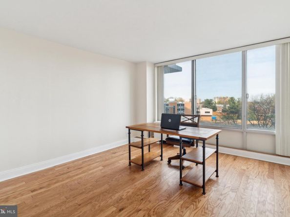 3900 Ford Road 6C, Philadelphia PA 19131