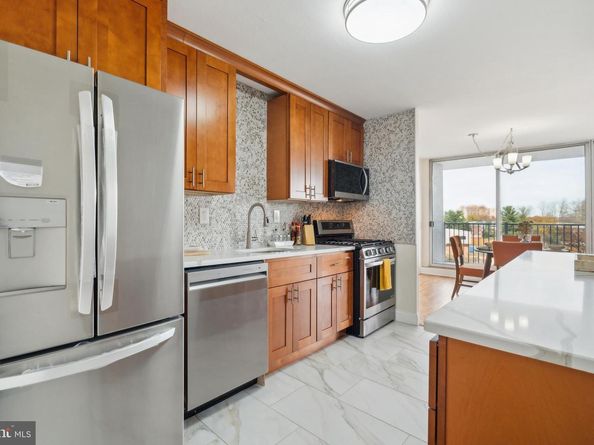 3900 Ford Road 6C, Philadelphia PA 19131