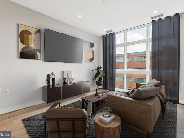 646 H Street NE 406, Washington DC 20002