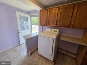 1 Mistletoe Lane, Levittown PA 19054