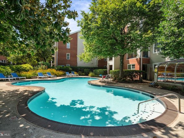 3311 Wyndham Circle 1199, Alexandria VA 22302