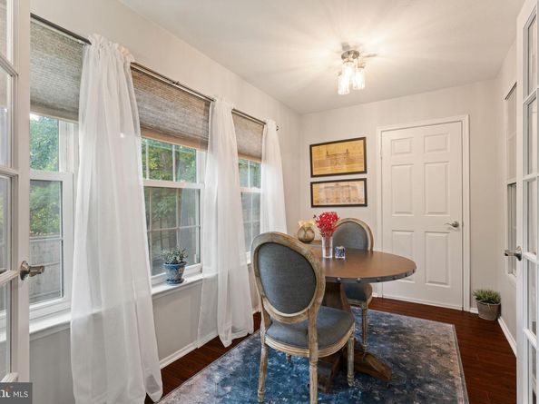 3311 Wyndham Circle 1199, Alexandria VA 22302