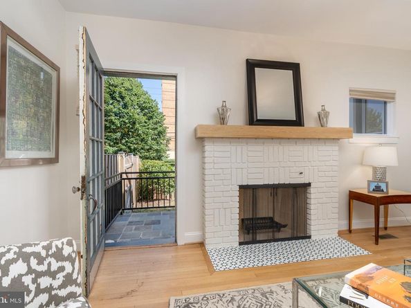 3249 38TH Street NW, Washington DC 20016