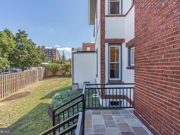 3249 38TH Street NW, Washington DC 20016