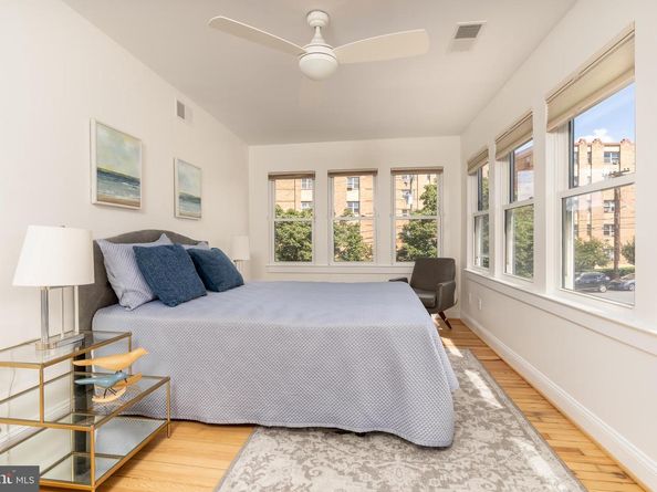 3249 38TH Street NW, Washington DC 20016