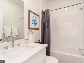 3249 38TH Street NW, Washington DC 20016