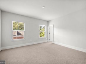 2727 N George Mason Drive, Arlington VA 22207