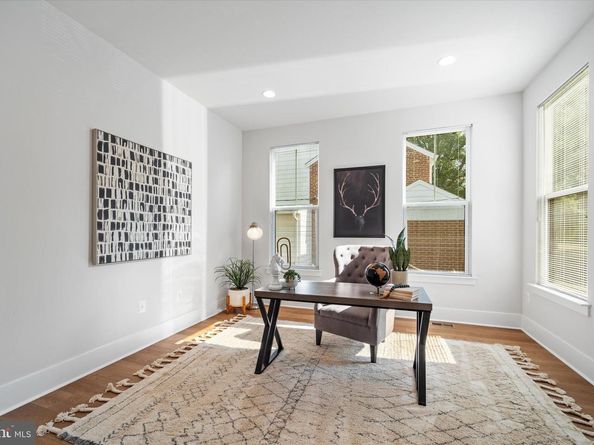 2727 N George Mason Drive, Arlington VA 22207