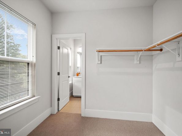 2727 N George Mason Drive, Arlington VA 22207