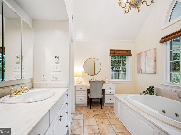 2907 Dartmouth Road, Alexandria VA 22314