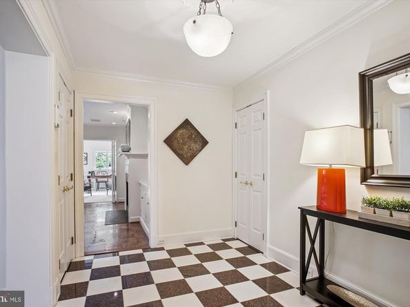 2907 Dartmouth Road, Alexandria VA 22314
