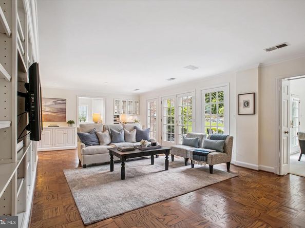2907 Dartmouth Road, Alexandria VA 22314