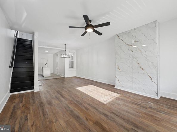 450 N Salford Street, Philadelphia PA 19151