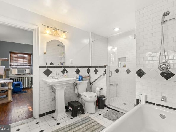 5046 Nevada Street, Philadelphia PA 19131