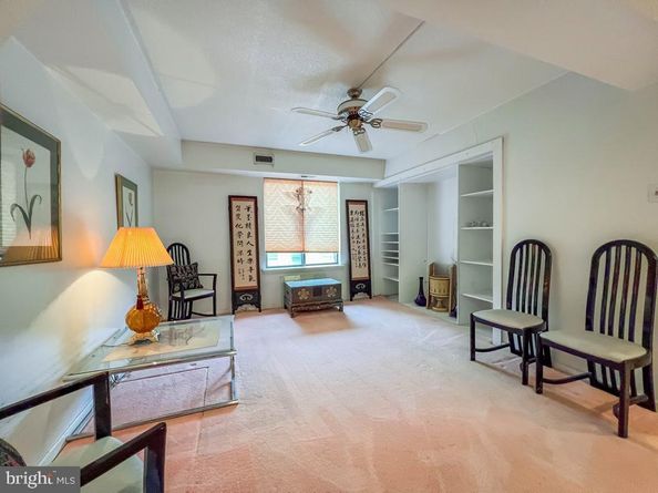 6311 Delaire Landing Road 311, Philadelphia PA 19114