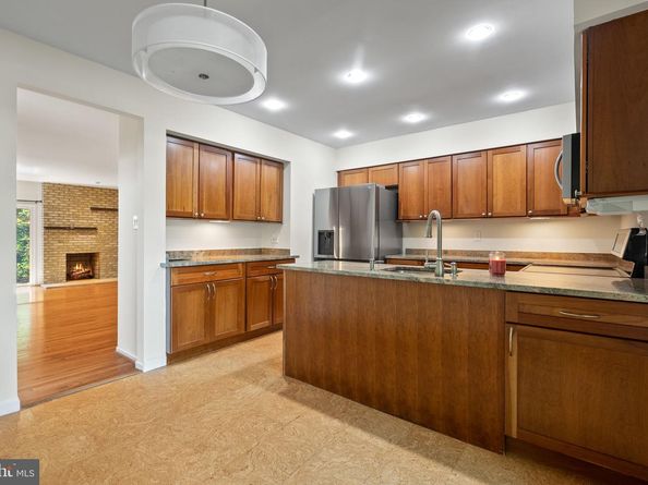 3187 Readsborough Court, Fairfax VA 22031