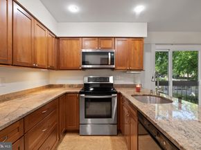 3187 Readsborough Court, Fairfax VA 22031