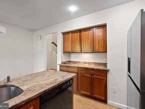 3187 Readsborough Court, Fairfax VA 22031