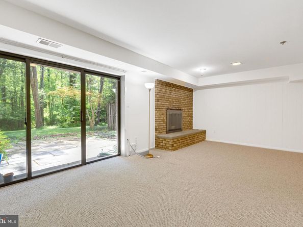 3187 Readsborough Court, Fairfax VA 22031
